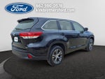 2019 Highlander Thumbnail 8