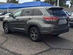 2019 Highlander Thumbnail 4