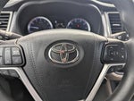 2019 Highlander Thumbnail 10