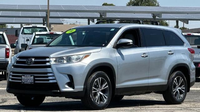 2019 Toyota Highlander LE