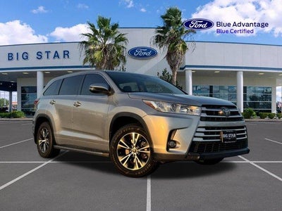 2017 Toyota Highlander LE 4DR SUV (3.5L V6)
