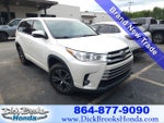 2017 Highlander Thumbnail 1
