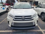 2017 Highlander Thumbnail 2