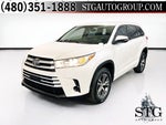 2017 Highlander Thumbnail 1