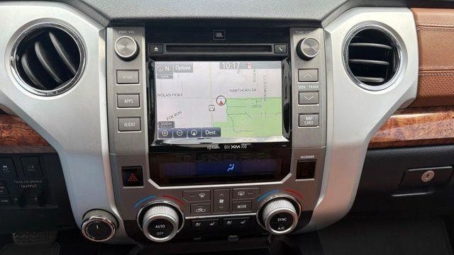 2017 Toyota Tundra Platinum