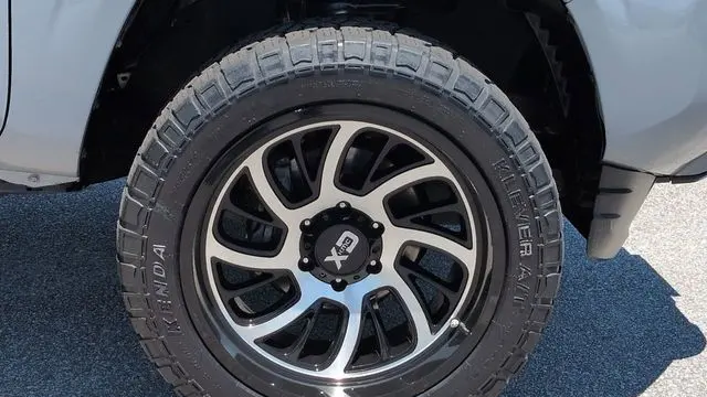 2020 Toyota Tacoma SR5