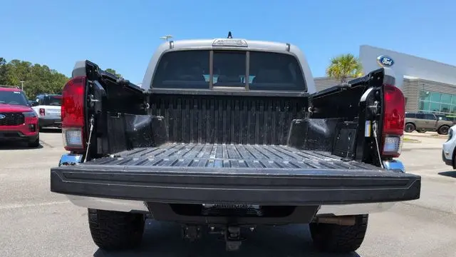 2020 Toyota Tacoma SR5