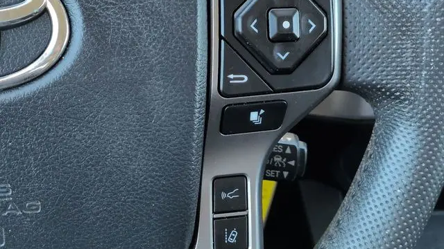 2020 Toyota Tacoma SR5