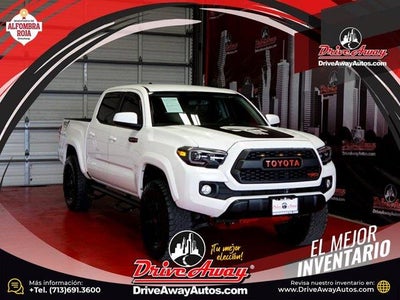 Photo of a 2017 Toyota Tacoma 4X2 TRD Off-Road 4DR Double Cab 5.0 FT SB for sale
