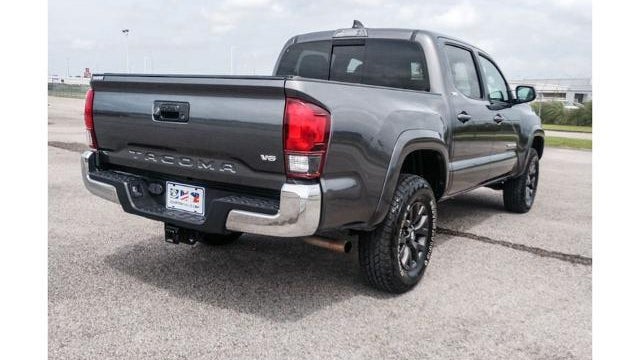 2021 Toyota Tacoma TRD Off-Road