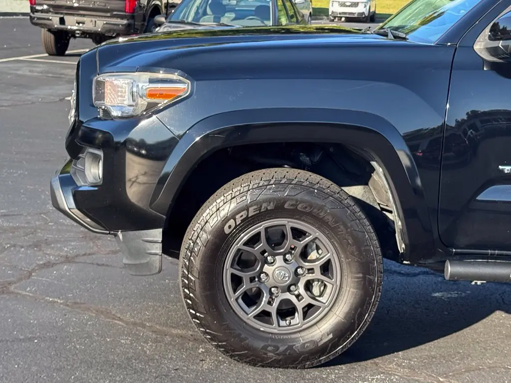 2017 Toyota Tacoma - $23,617