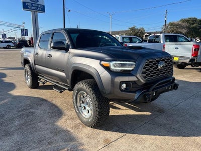 2021 Toyota Tacoma 4X2 TRD Sport 4DR Double Cab 5.0 FT SB