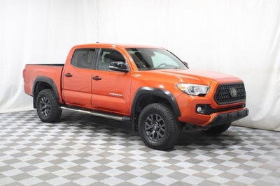 2018 Toyota Tacoma 4X2 TRD Off-Road 4DR Double Cab 5.0 FT SB