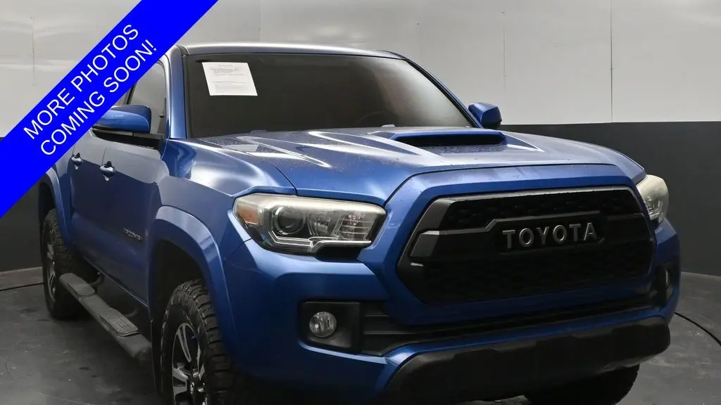 Preowned 2016 Toyota Tacoma SR5 V6 for Sale