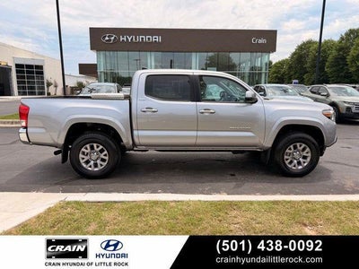 2017 Toyota Tacoma 4X4 SR5 V6 4DR Double Cab 5.0 FT SB