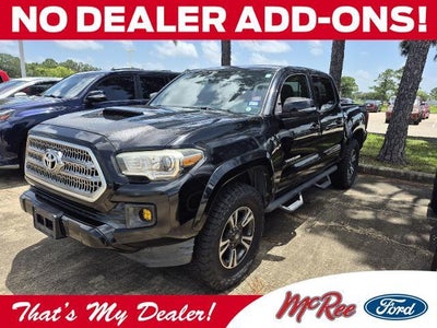 Photo of a 2017 Toyota Tacoma 4X4 TRD Pro 4DR Double Cab 5.0 FT SB 6A for sale