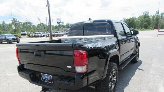 2017 Toyota Tacoma SR V6
