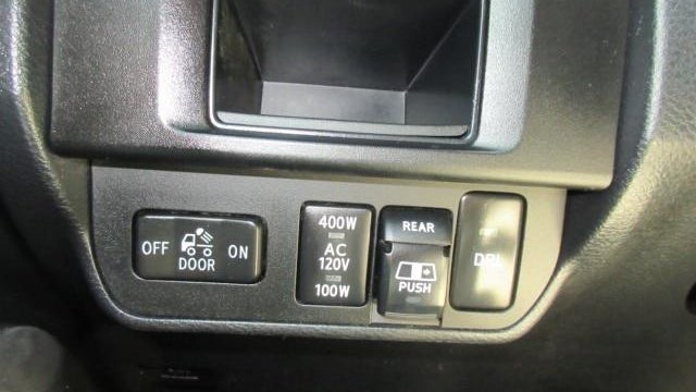 2017 Toyota Tacoma SR V6