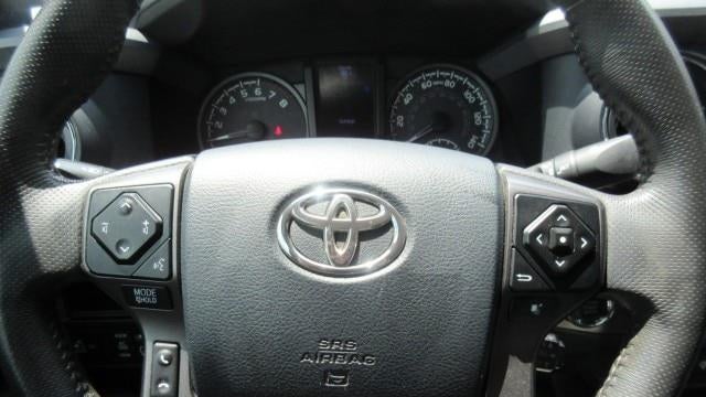 2017 Toyota Tacoma SR V6
