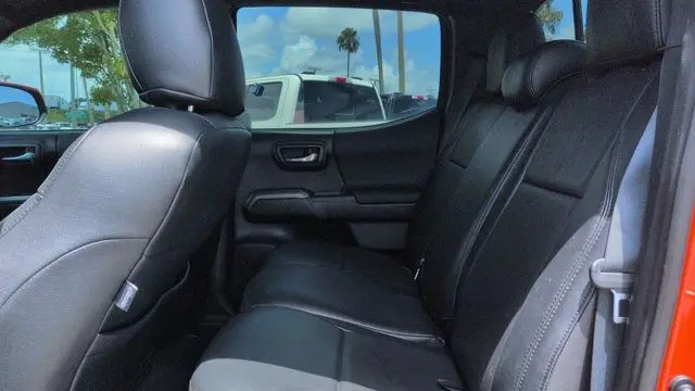 2016 Toyota Tacoma SR V6