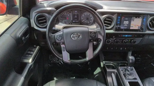 2016 Toyota Tacoma SR V6