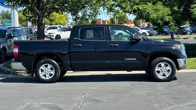 2018 Toyota Tundra SR5