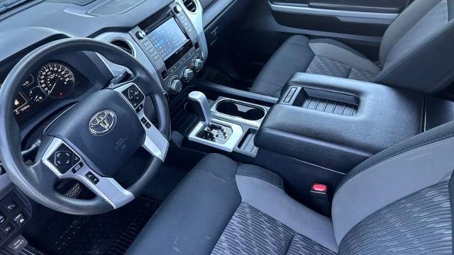 2018 Toyota Tundra SR5