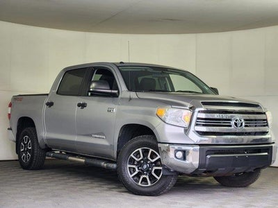 2016 Toyota Tundra 4X4 SR5 4DR Crewmax Cab Pickup SB (5.7L V8 Ffv)