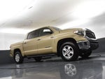 2019 Tundra Thumbnail 19