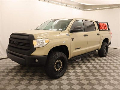 Photo of a 2017 Toyota Tundra 4X4 SR5 4DR Crewmax Cab Pickup SB (5.7L V8 Ffv) for sale