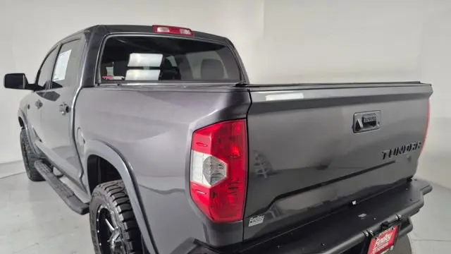 2018 Toyota Tundra SR5