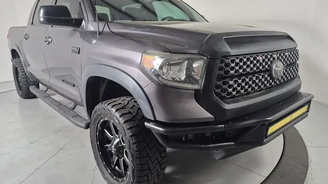 2018 Toyota Tundra SR5