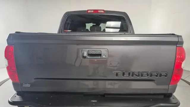 2018 Toyota Tundra SR5