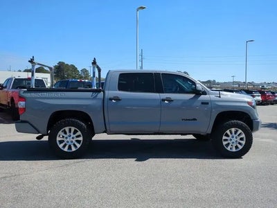 2017 Toyota Tundra 4X4 TRD Pro 4DR Crewmax Cab Pickup SB (5.7L V8 Ffv)