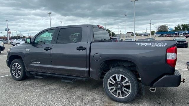 2018 Toyota Tundra SR5