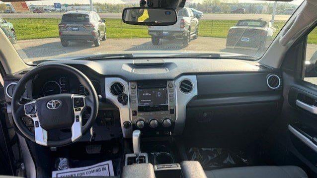 2018 Toyota Tundra SR5