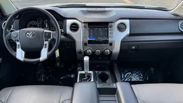 2018 Toyota Tundra SR5