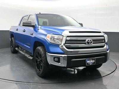 Photo of a 2017 Toyota Tundra 4X4 SR5 4DR Crewmax Cab Pickup SB (5.7L V8 Ffv) for sale