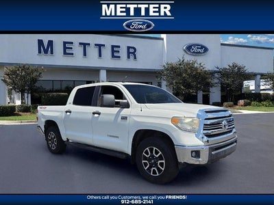 Photo of a 2017 Toyota Tundra 4X4 SR5 4DR Crewmax Cab Pickup SB (5.7L V8 Ffv) for sale