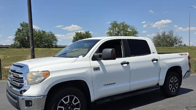 2017 Toyota Tundra SR5