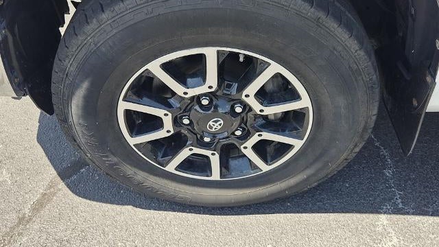 2017 Toyota Tundra SR5