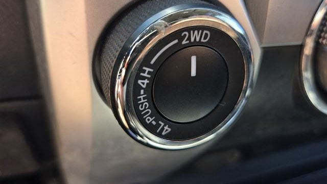 2017 Toyota Tundra SR5