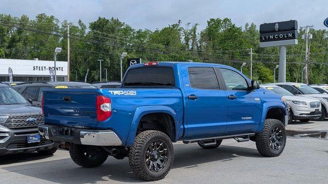 2018 Toyota Tundra SR5