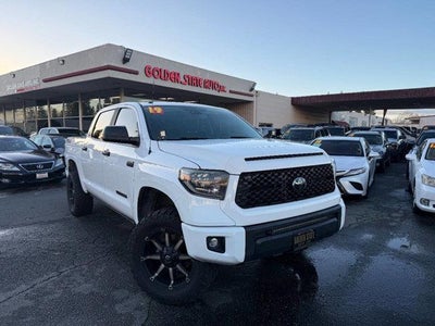Photo of a 2019 Toyota Tundra 4X4 SR5 4DR Crewmax Cab Pickup SB (5.7L V8) for sale