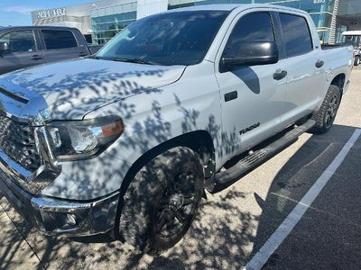 2020 Toyota Tundra 4X4 SR5 4DR Crewmax Cab Pickup SB