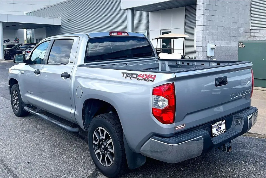 2015 Toyota Tundra - $24,991