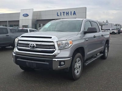 2017 Toyota Tundra 4X4 SR5 4DR Crewmax Cab Pickup SB (5.7L V8)