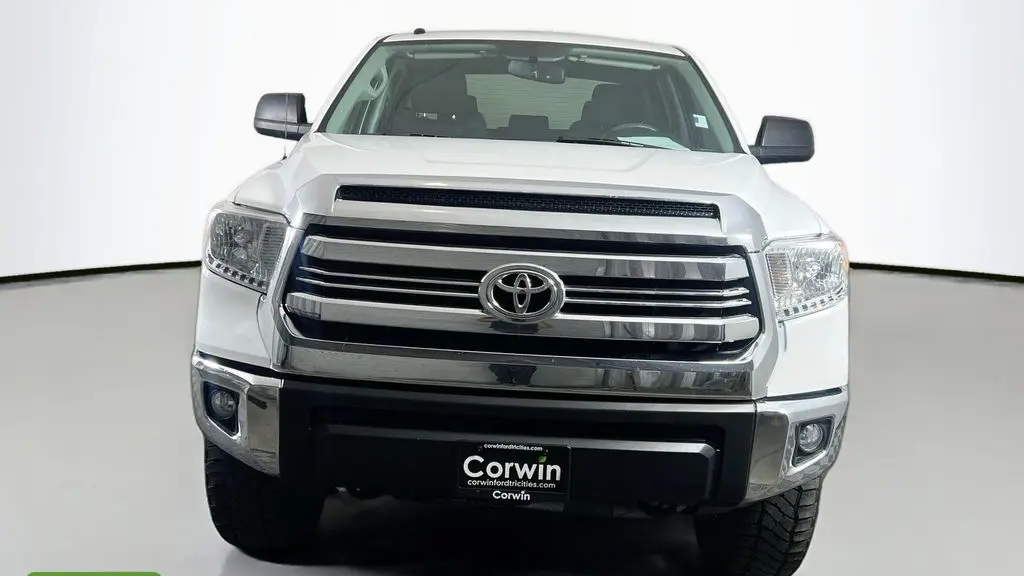 2017 Toyota Tundra SR5