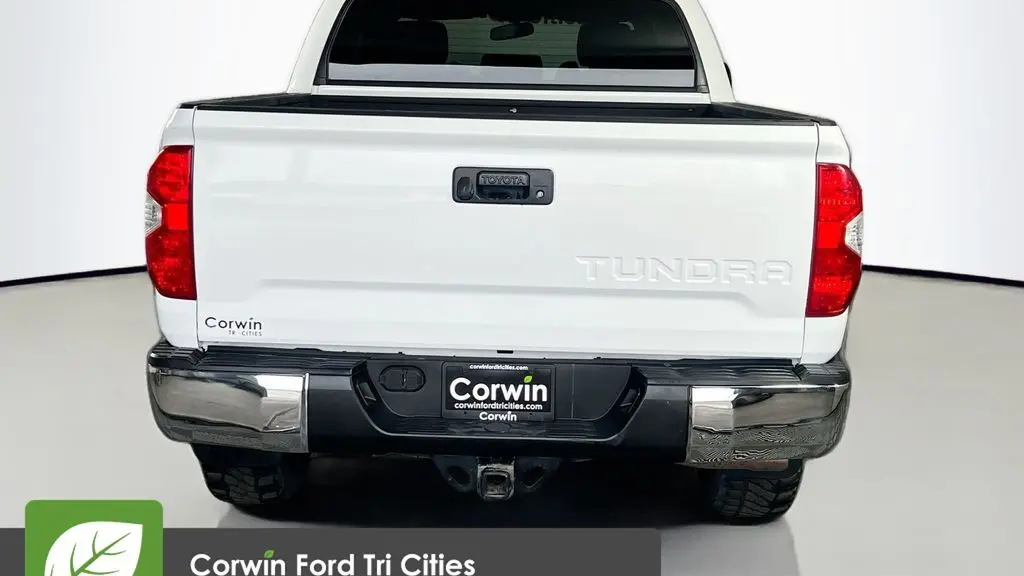 2017 Toyota Tundra SR5