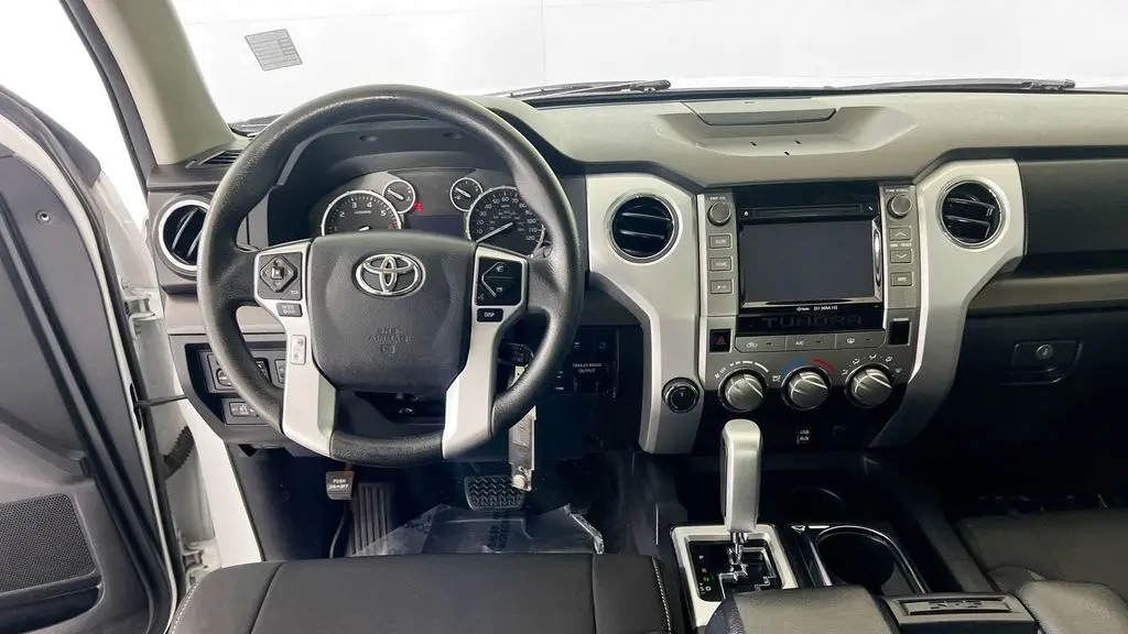 2017 Toyota Tundra SR5